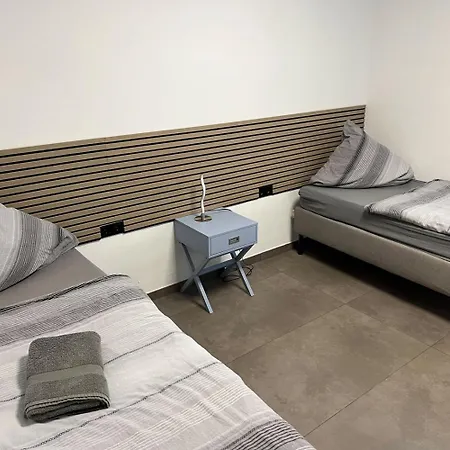 Apartment Wesseling Apartman *